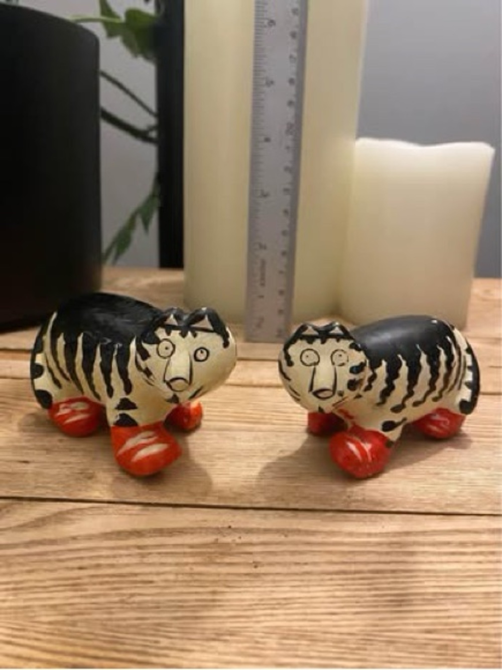 Vintage Painted Ceramic Cat Salt Pepper Shakers Red Shoes Boots Japan Set REPAIR